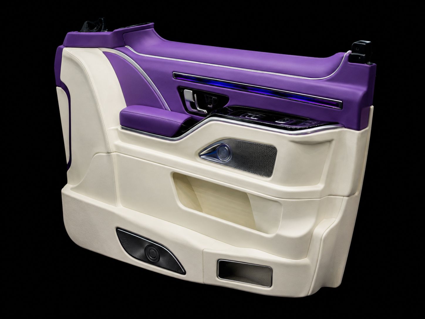 Purple and cream Mercedes Vito side-panel components