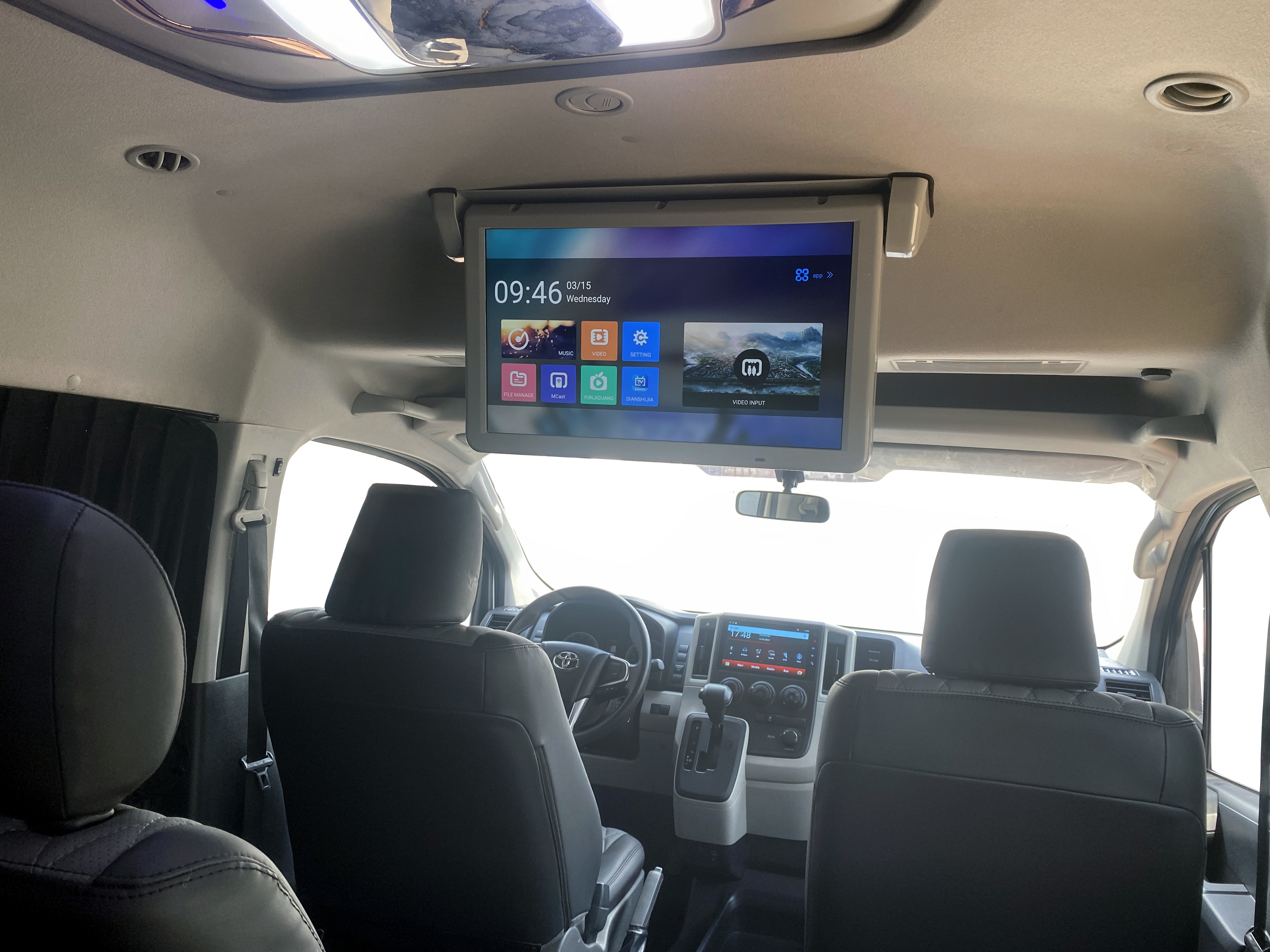 9922-RM - 22" UNIVERSAL ROOF MONITOR (VIP)